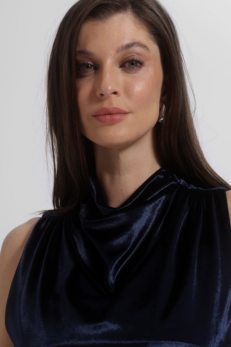 vestido-veludo-wet-com-decote-degage---marinho-0000577901_4