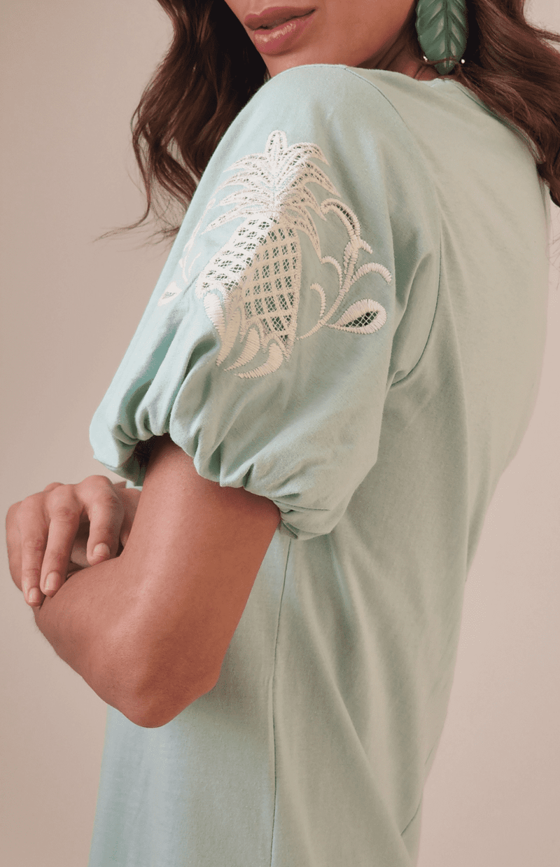 vestido-12-malha-bordado-richelieu-nas-mangas---verde-0000425401_2