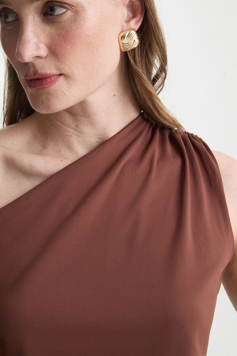 blusa-um-ombro---marrom-0000612401_3