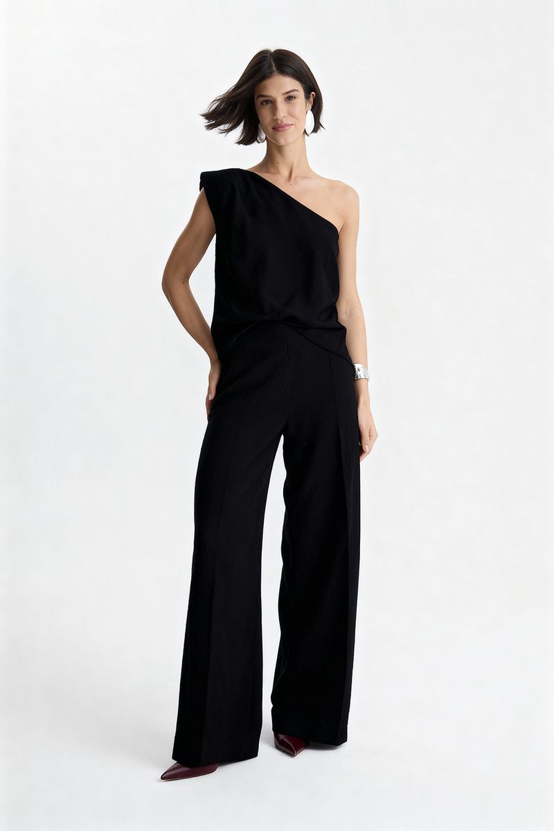 blusa-texturizada-ombro-so---preto-0000626502_3