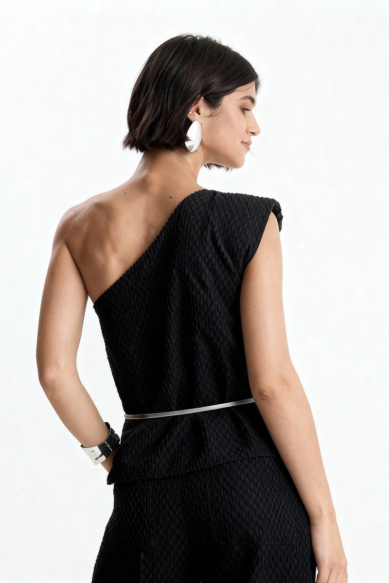 blusa-texturizada-ombro-so---preto-0000626502_4