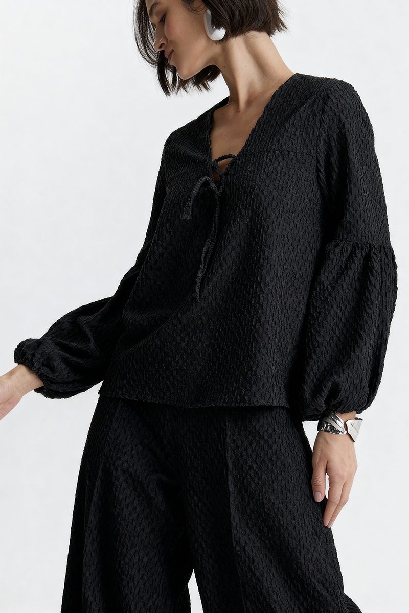 blusa-texturizada-amarracao---preto-0000626402_2