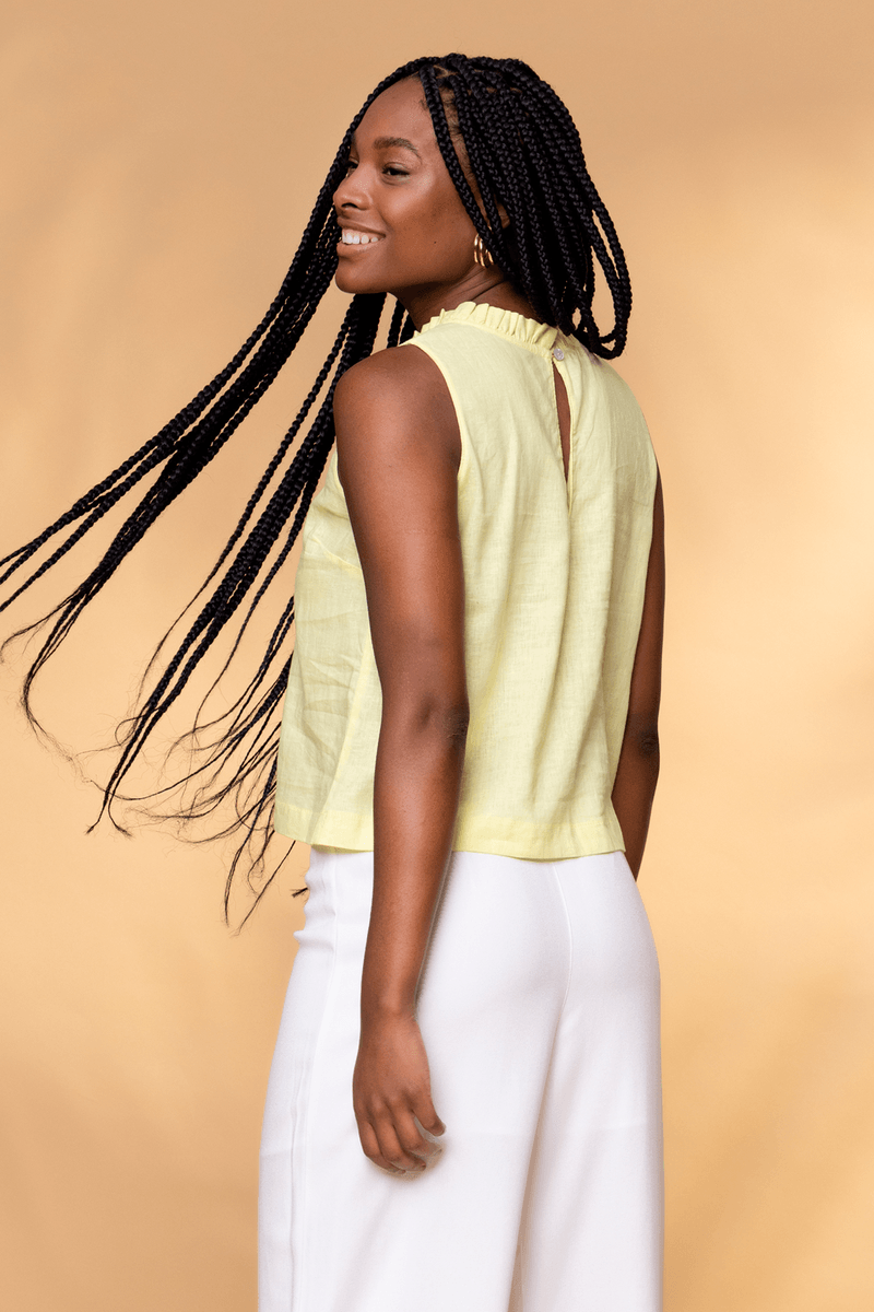 regata-com-gola-babado---amarelo-0000459101_5