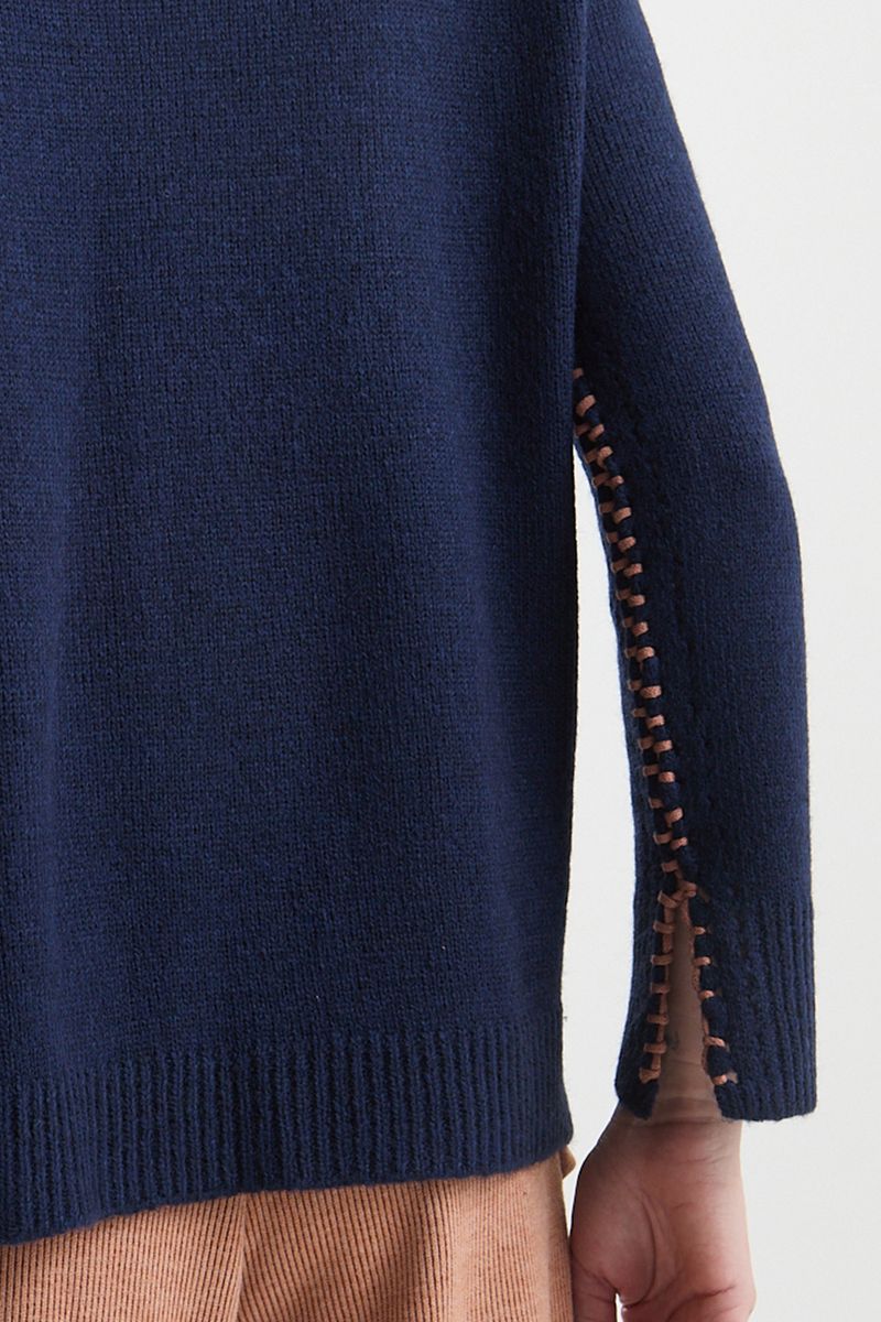 blusa-tricot-com-detalhe-tranca---marinho-0000636102_4