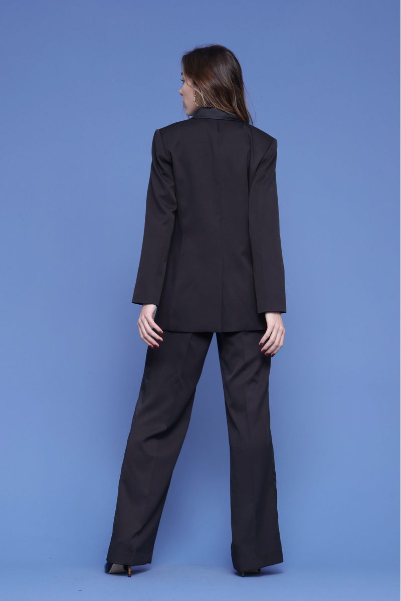 4383-PRETO-4-scaled