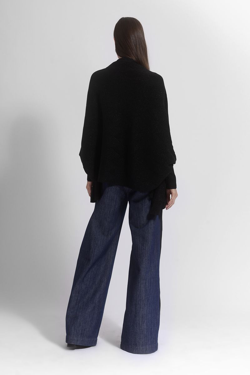 5850-PONCHO-PRETO.5